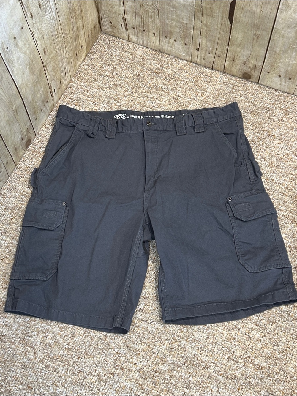 Men's Rugged Wear RW Cargo Shorts - Charcoal Gray 42